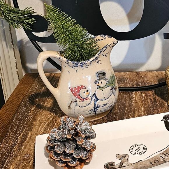 Adorable Holiday Snowman Pitcher - Sandhurst (MN) Stoneware Pottery Collectible - Picture 6 of 10